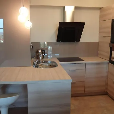 Nowoczesny Z Duzym Tarasem Parking Podziemny *