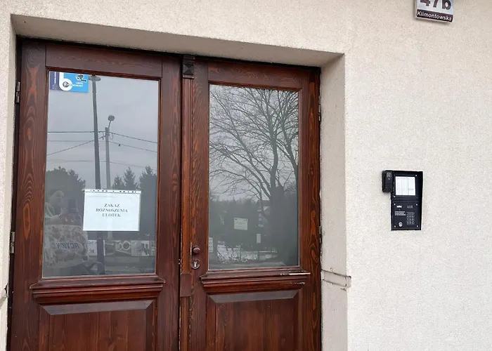 Nowoczesny Z Duzym Tarasem Parking Podziemny